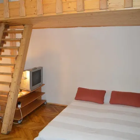 Zichy 34 Apartment