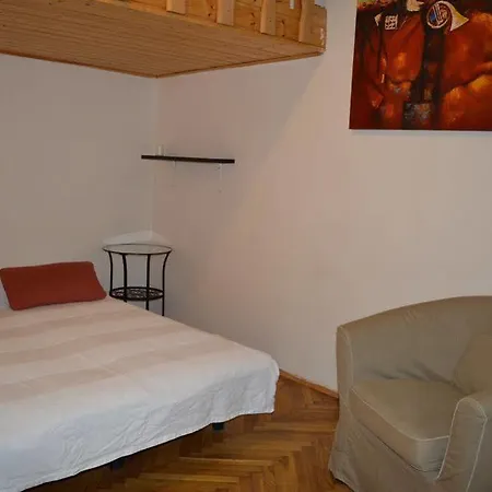 Apartman Zichy 34
