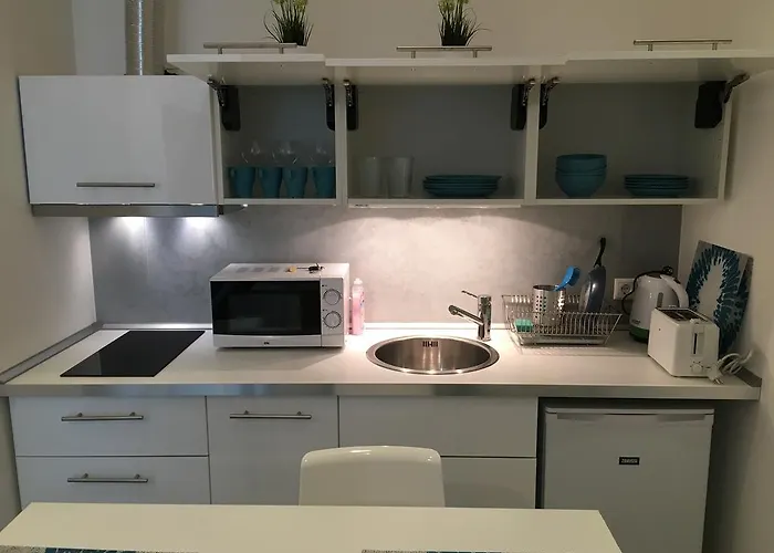 Апартаменты Zichy 34 Apartment *
